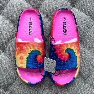 ***NWT*** MUDD Tye-dye Slides